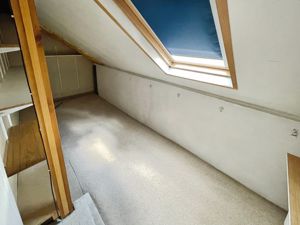 EAVES STORAGE- click for photo gallery